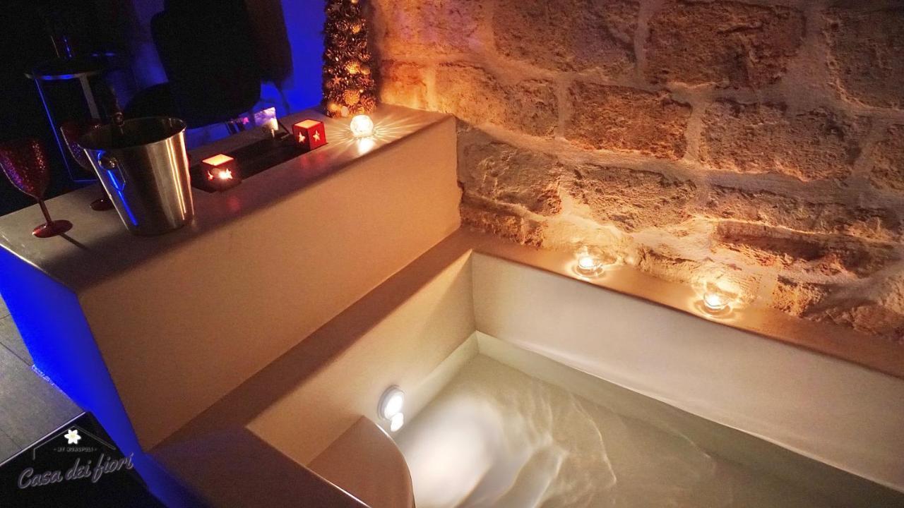 My Monopoli -Casa Dei Fiori Suite "Tulipano Nero" Centro Storico Zewnętrze zdjęcie