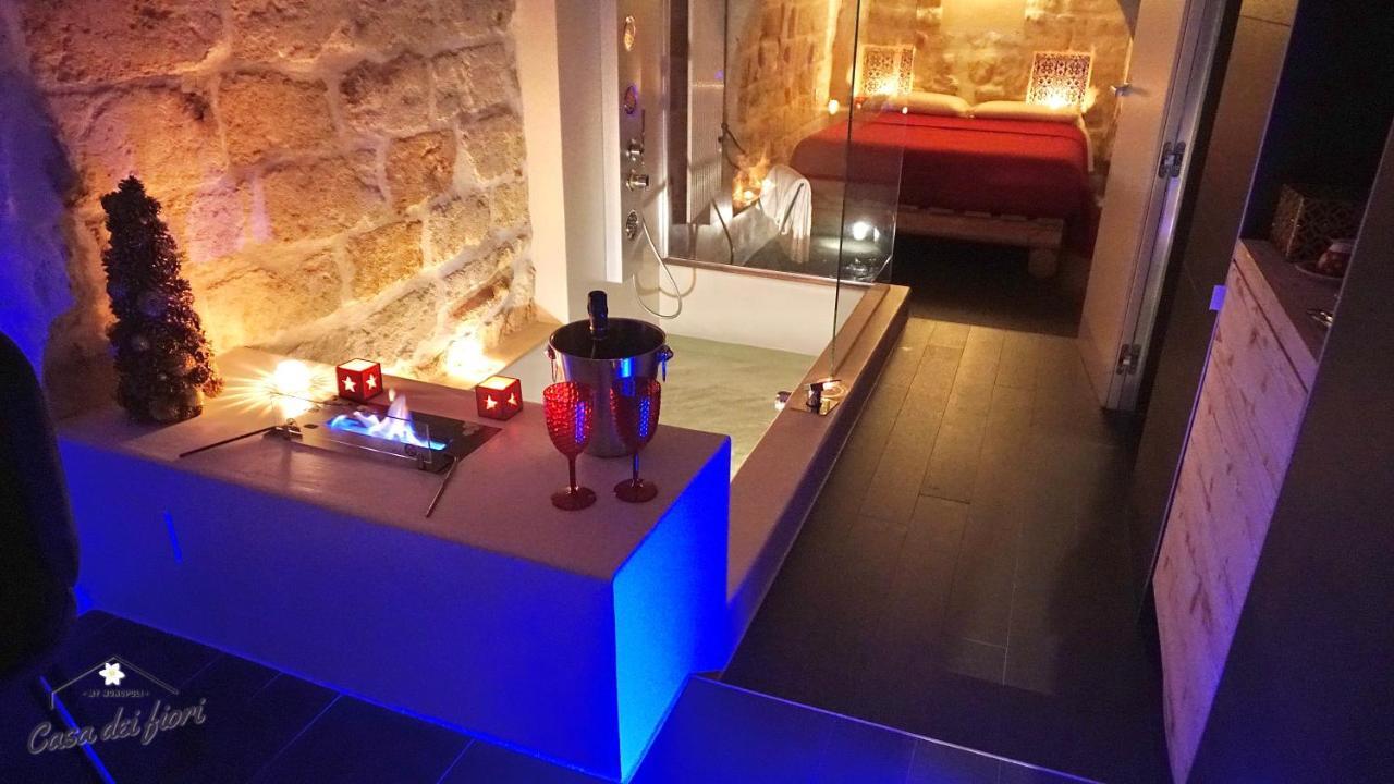 My Monopoli -Casa Dei Fiori Suite "Tulipano Nero" Centro Storico Zewnętrze zdjęcie