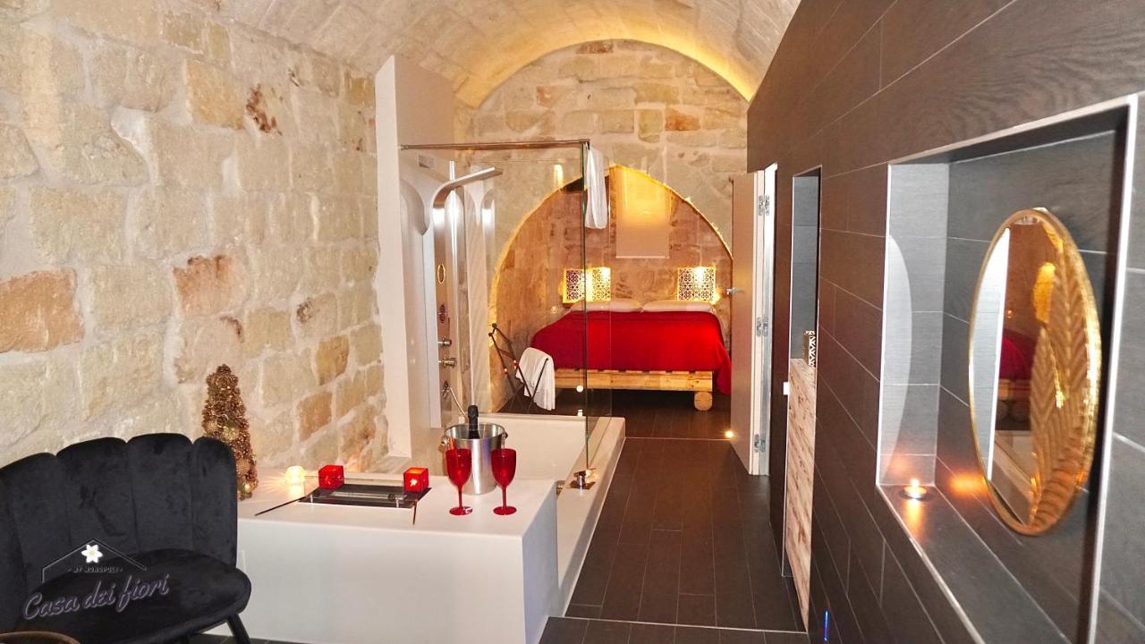 My Monopoli -Casa Dei Fiori Suite "Tulipano Nero" Centro Storico Zewnętrze zdjęcie